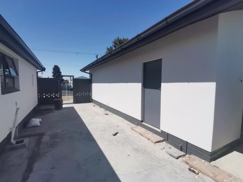 To Let 3 Bedroom Property for Rent in Townsend Estate Western Cape